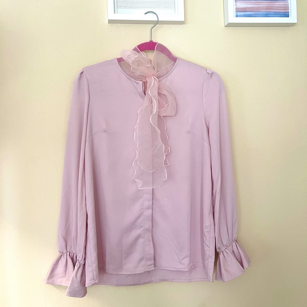 Sale 2for $35 Well made satin chiffon shirt